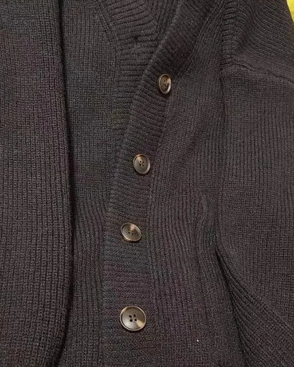 Grauer Oversize Strickmantel, Detail Strickstruktur