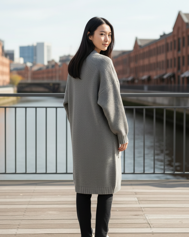 Grauer Strickmantel Oversize mit Knopfleiste - Ansicht 2