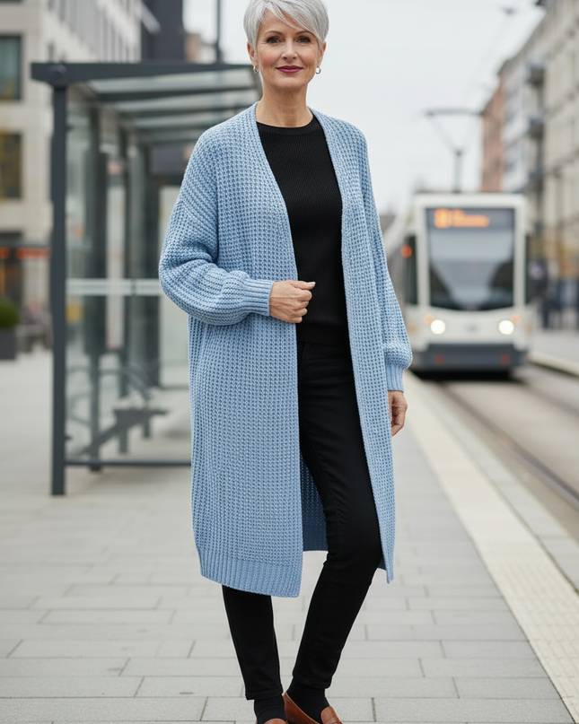 Hellblauer Oversize Strickmantel mit Ballonärmeln - Ansicht 3